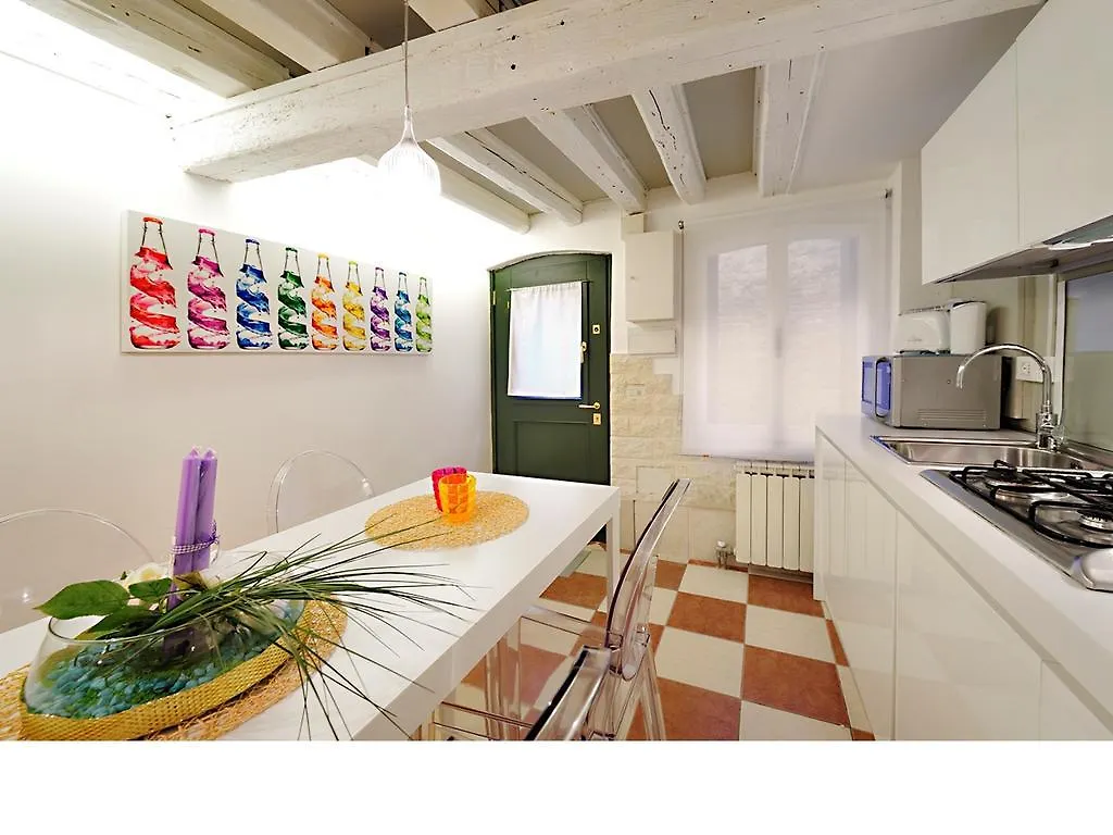 البندقية Faville Apartments