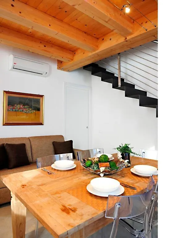 البندقية Faville Apartments