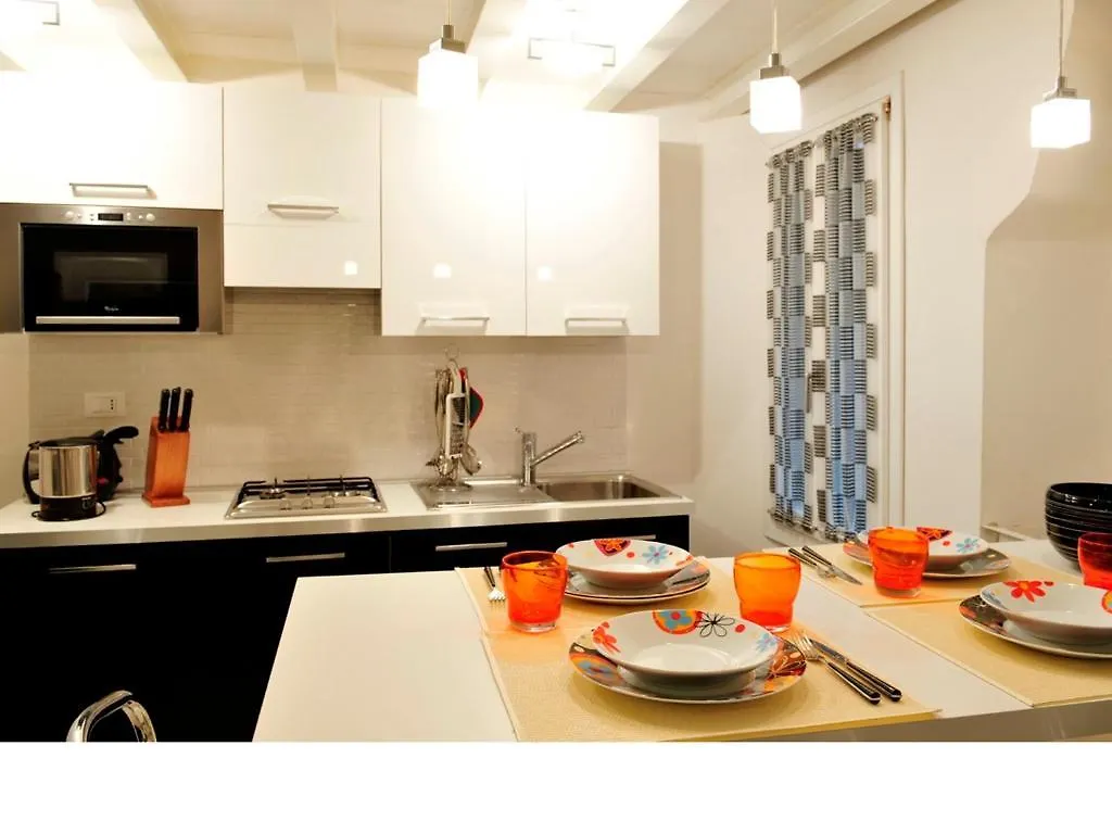 البندقية Faville Apartments